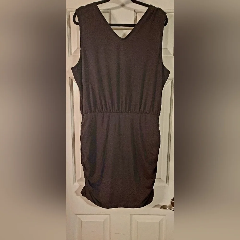 Nwot - Nine West New Women's Black Sleeveless Dress Ruching On Skirt Size XXL.